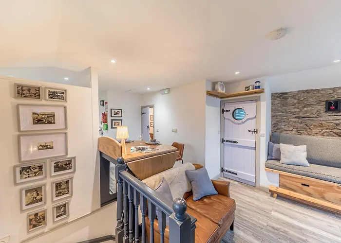 Romantic Getaway, Little Two Bed, Two Bath Barn Conversion With Amazing Views And Parking Venkovský dům Ambleside