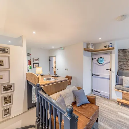 Romantic Getaway, Little Two Bed, Two Bath Barn Conversion With Amazing Views And Parking Country house Ambleside